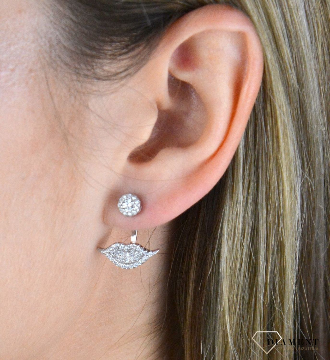 Kolczyki wiszące srebrne usta 925 DIA-KLC-8206-925. Kolczyki doskonałe na prezent.  Nietypowa ozdoba ucha z pewnością przyciągnie uwagę.Eleganckie, srebrne kolczyki. Dla dziewczynki. Śmieszne kolczyki..jpg