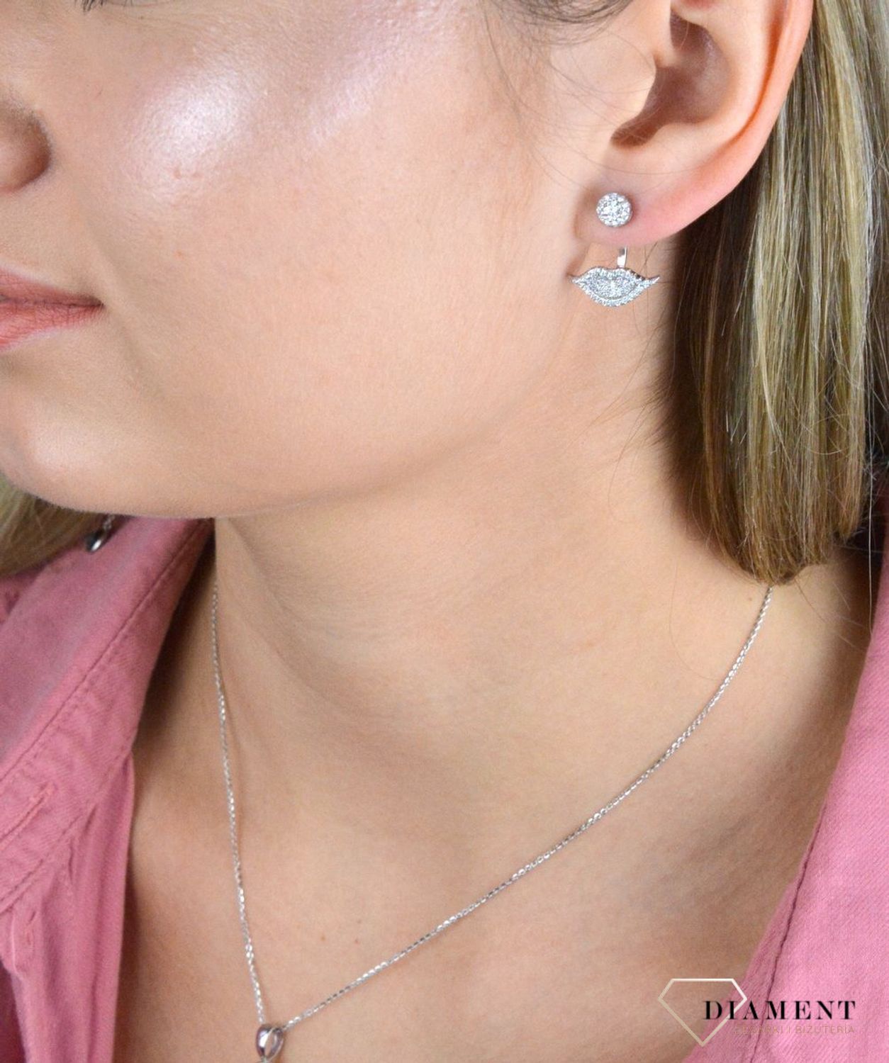 Kolczyki wiszące srebrne usta 925 DIA-KLC-8206-925. Kolczyki doskonałe na prezent.  Nietypowa ozdoba ucha z pewnością przyciągnie uwagę.Eleganckie, srebrne kolczyki. Dla dziewczynki. Śmieszne kolczyki..jpg