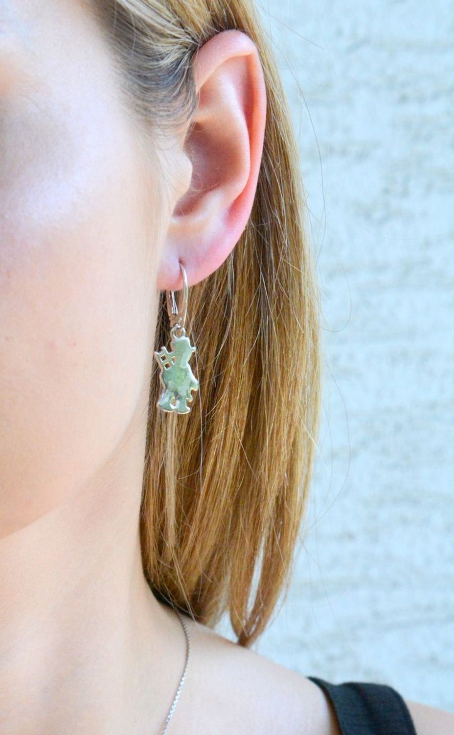 Srebrne kolczyki damskie 925 wiszące Kominiarze DIA-KLC-8214-925. Srebrne kolczyki damskie. Srebrne kolczyki wiszące. Kolczyki srebrne z wiszącym kominiarzem. Kolczyki na bigiel idealne na prezent..jpg