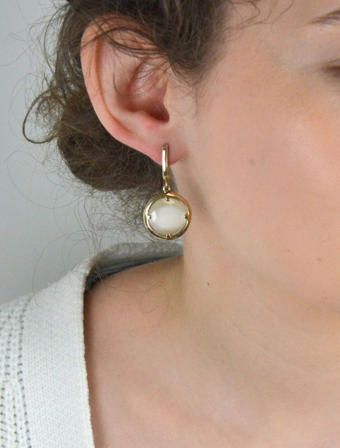 Srebrne pozłacane kolczyki 925 z wiszącą kremową cyrkonią DIA-KLC-8226-925.jpg