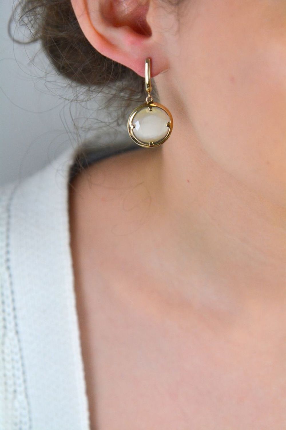 Srebrne pozłacane kolczyki 925 z wiszącą kremową cyrkonią DIA-KLC-8226-925.jpg