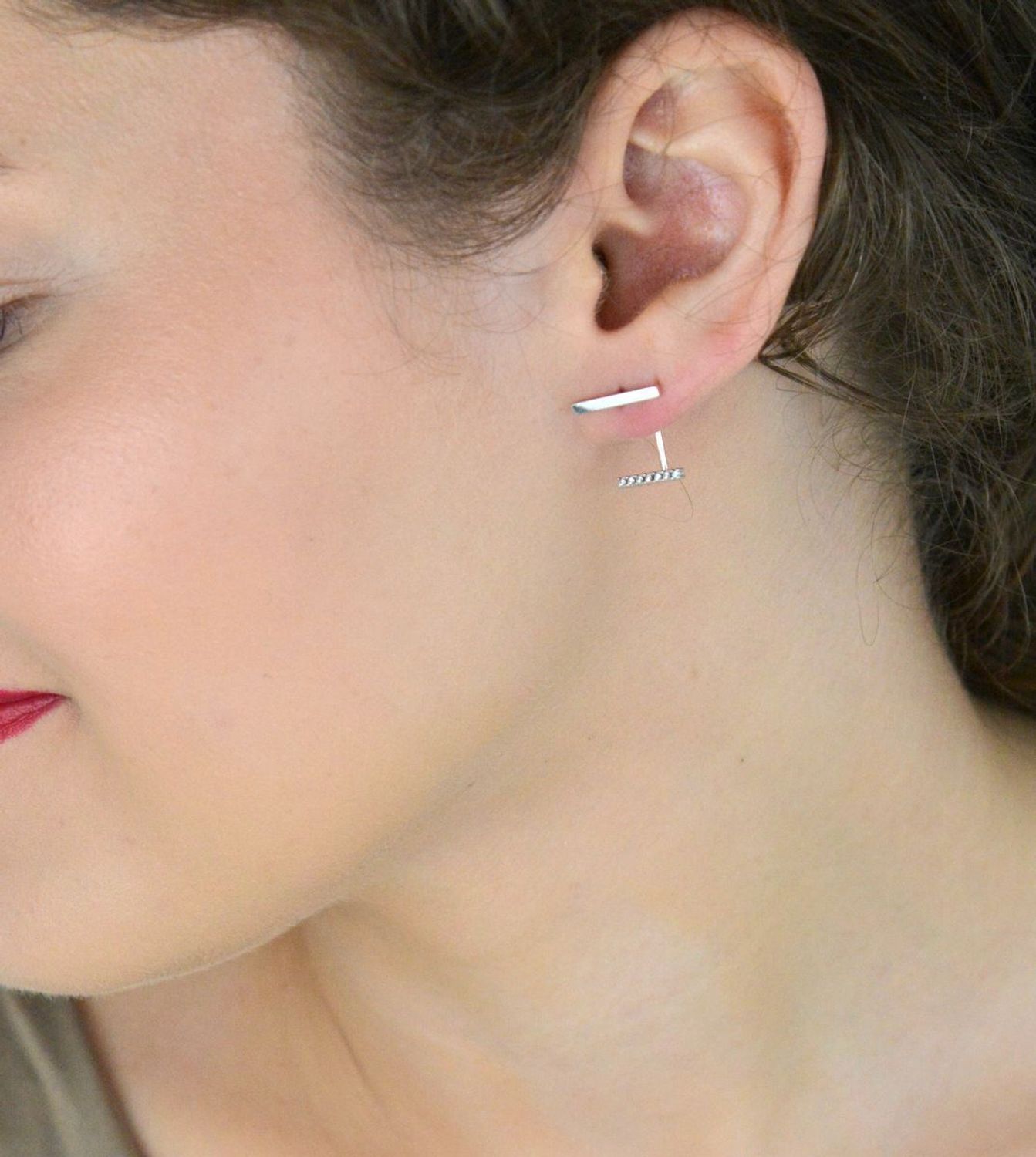 Srebrne kolczyki z cyrkoniami w nowoczesnym stylu DIA-KLC-8282-925 (2).jpg