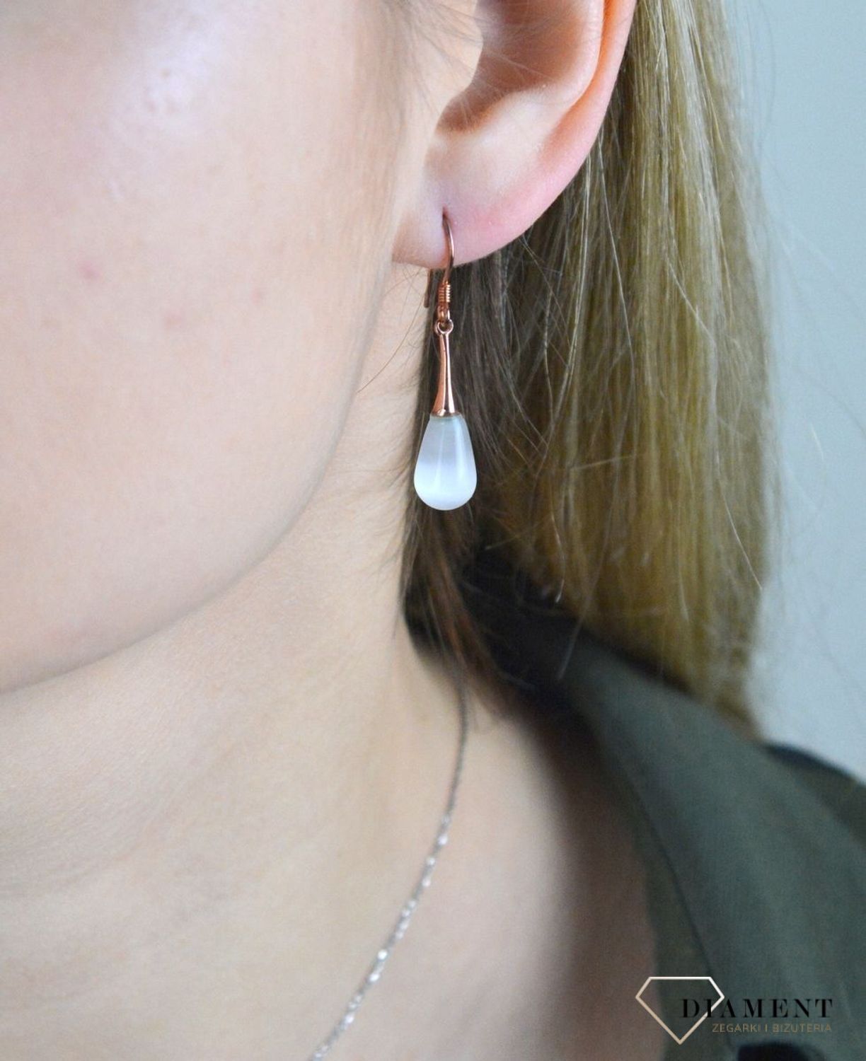 Kolczyki srebrne wiszące białe kocie oko DIA-KLC-8292-925.jpg