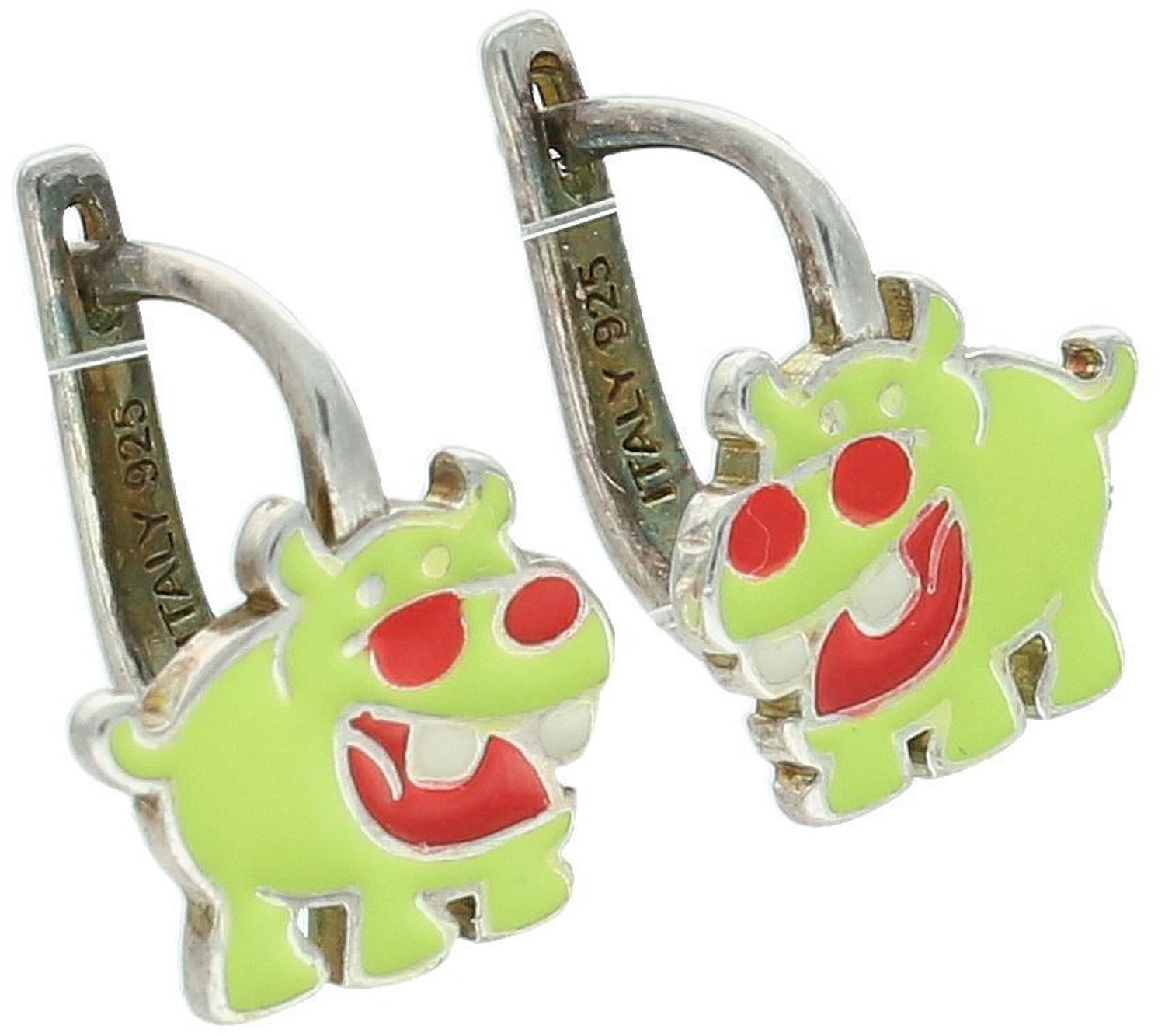 Urocze kolczyki dziecięce w kształcie hipciów, wykonane ze srebra próby 925, zdobione kolorową emalią. Wygodne zapięcie angielskie. Waga 1,40 g, długość i szerokość po 1 cm. Model DIA-KLC-8309-9.jpg