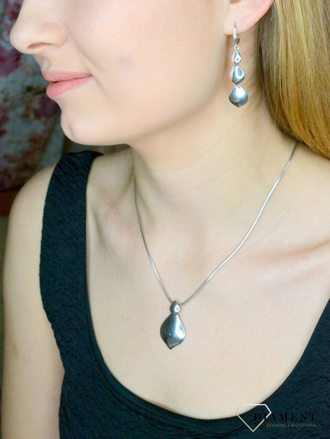 Srebrne kolczyki damskie wiszące angielskie DIA-KLC-8816-925.jpg