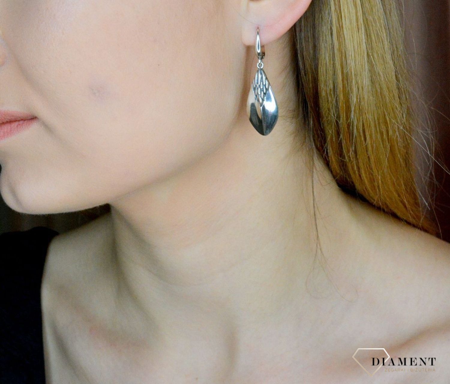 Srebrne kolczyki wiszące oksydowane o podłużnym kształcie DIA-KLC-8824-925.jpg