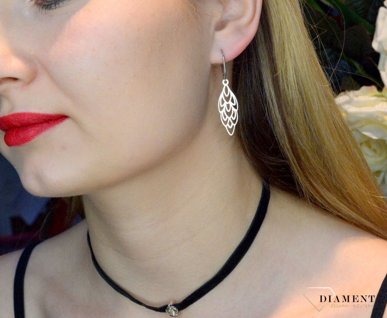 Srebrne damskie kolczyki wiszące listki DIA-KLC-8966-925. Kolczyki na prezent. Kolczyki na dzień mamy. Kolczyki liście. Modna biżuteria. Dla mamy. Kobieca biżuteria. Elegancka biżuteria na co dzień. koczyki ornamenty..jpg