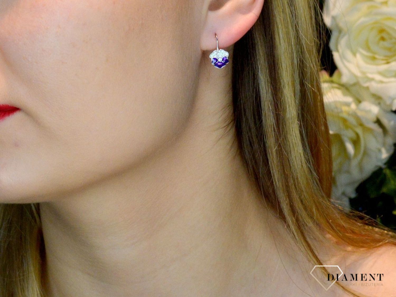 Kolczyki srebrne dziecięce Fioletowy bratek kwiatki 925. Kolczyki na prezent dla dziewczynki. Kolczyki kwiat. Prezent dla nastolatki dla dziecka. Biżuteria dla dzieci. Prezent na komunie..jpg