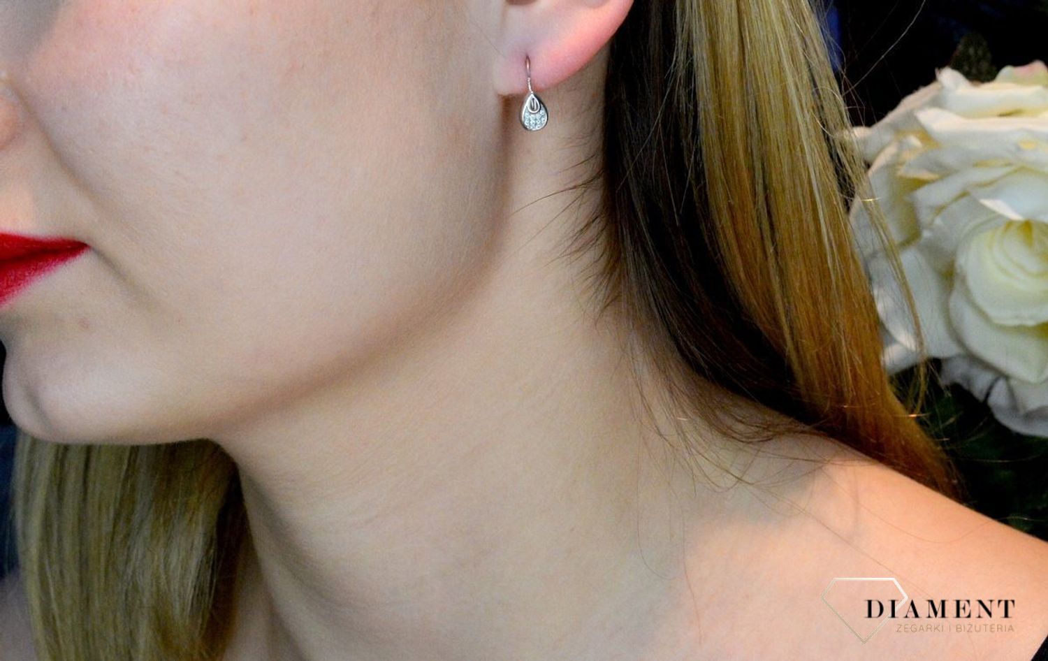 Srebrne kolczyki eleganckie łezki na bigiel 925 DIA-KLC-8973-925.  Dziecięce kolczyki. Delikatne kolczyki. Proste kolczyki damskie. Krótkie kolczyki na bigiel . Modna biżuteria..jpg