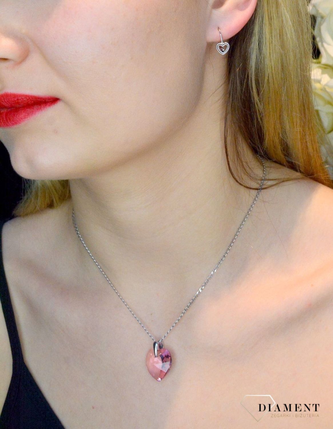 Srebrne kolczyki Delikatne serca 925 DIA-KLC-8977-925. Delikatna biżuteria. Dla mamy. Na dzien matki. Kolczyki serca. Krótkie kolczyki. Kolczyki wygodne zapięcie angielskie. Minimalistyczne kolczyki. insta biżuteria..jpg