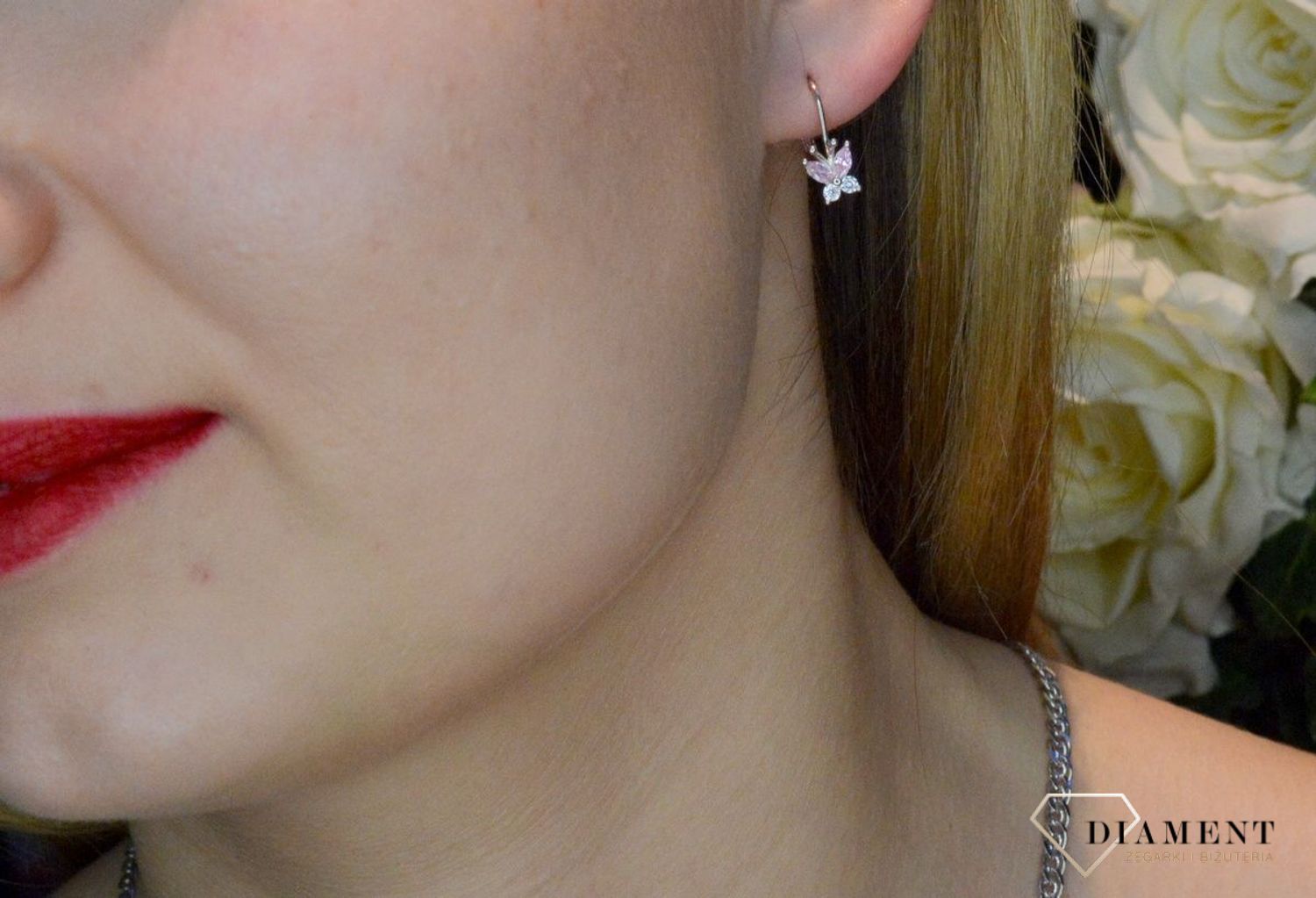 Kolczyki srebrne dziecięce różowe motylki 925 DIA-KLC-8979-925. Kolczyki na prezent dla dziewczynki. Kolczyki motylek. Prezent dla nastolatki dla dziecka. Biżuteria dla dzieci. Prezent na komunie..jpg