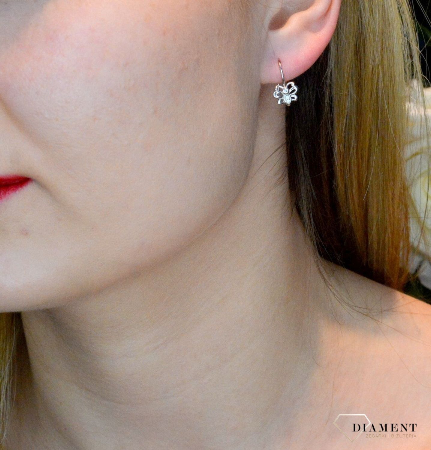Kolczyki srebrne dziecięce Srebrne motylki bigiel 925 DIA-KLC-8982-925. Kolczyki na prezent dla dziewczynki. Kolczyki motylek. Prezent dla nastolatki dla dziecka. Biżuteria dla dzieci. Prezent na komunie. Kolczyki dla dziecka..jpg