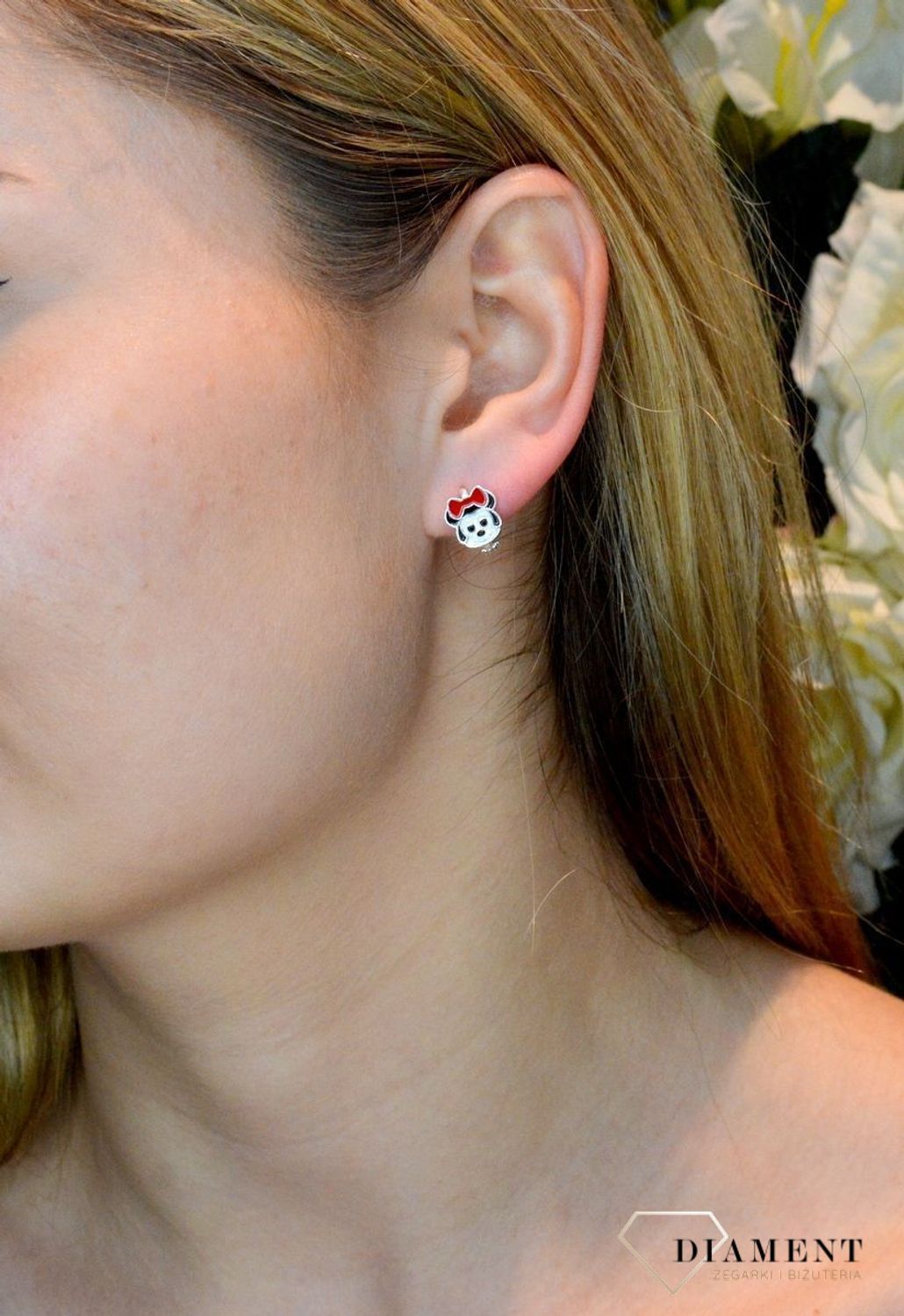 Kolczyki srebrne dziecięce Myszka Minnie bajkowy motyw 925 DIA-KLC-8984-925. Kolczyki z bajek. kolczyki disney.  Kolczyki na prezent dla dziewczynki. Prezent dla nastolatki, dla dziecka. Biżuteria dla dzieci. Prezent na komuni.jpg