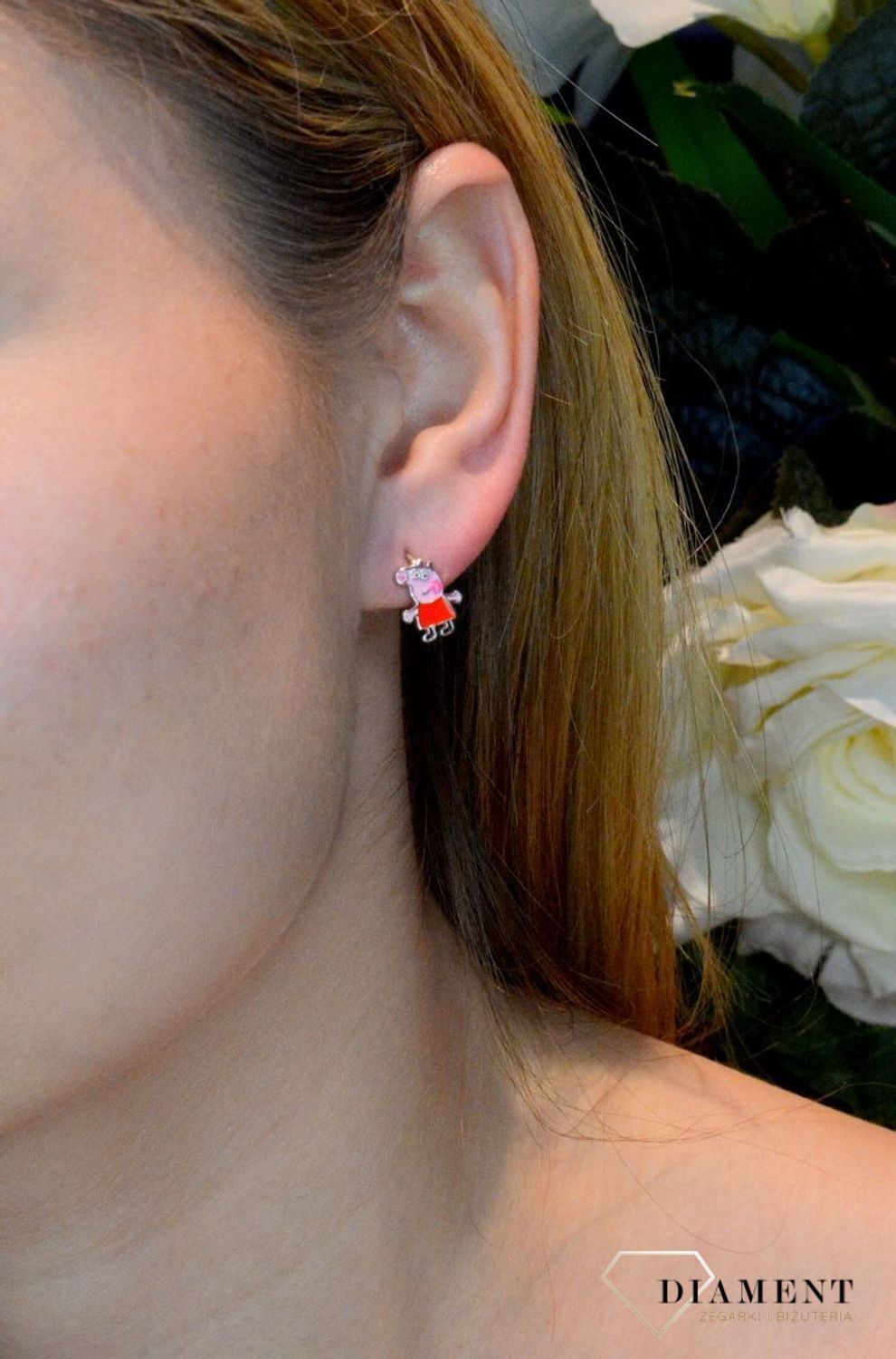 Srebrne kolczyki dla dziewczynki Świnka Peppa DIA-KLC-8985-925.  Kolczyki z motywem postaci z bajki. kolczyki zwierzątka. Kolczyki peppa. Prezent ze świnki peppy. Kolczyki psi patrol, Kolczyki dziecięce..jpg