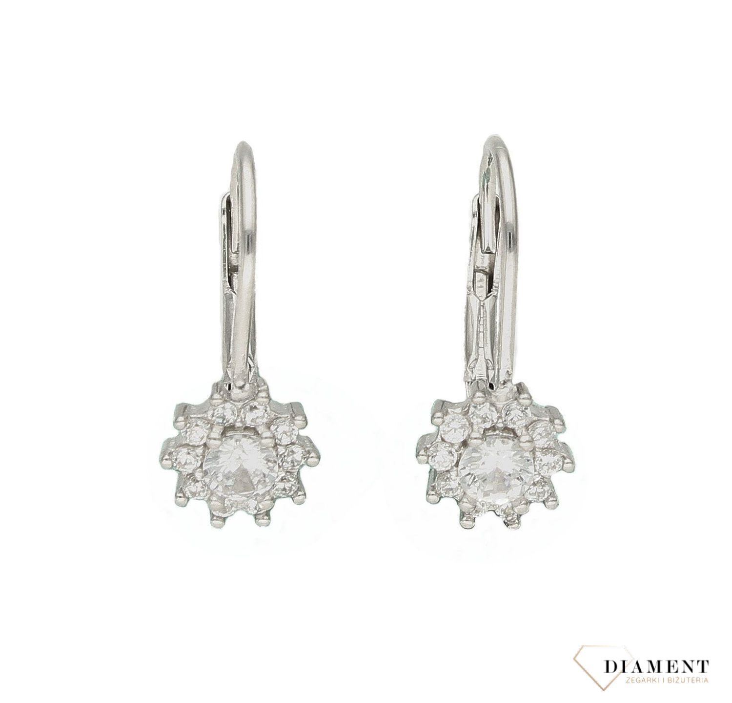 Srebrne kolczyki damskie klasyczna cyrkonia 925 DIA-KLC-8988-925. Delikatna biżuteria. Dla mamy. Na dzien matki. Kolczyki serca. Krótkie kolczyki. Kolczyki wygodne zapięcie angielskie. Minimalistyczne kolczyki. insta biżuteria.jpg