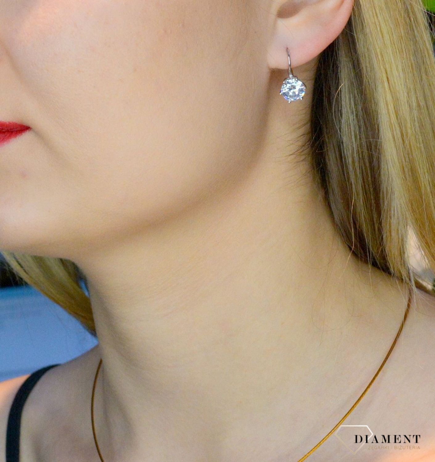 Srebrne kolczyki elegancka cyrkonia 925 DIA-KLC-8990-925. Kolczyki na prezent. Kolczyki na dzień mamy. Kolczyki liście. Modna biżuteria. Dla mamy. Kobieca biżuteria. Elegancka biżuteria na co dzień..jpg