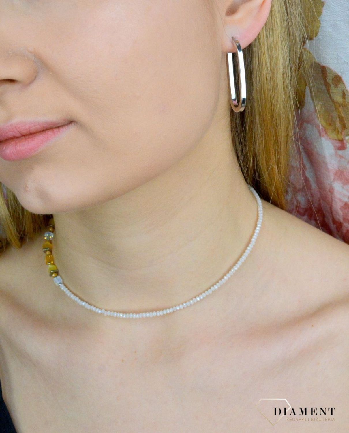 Srebrne kolczyki o owalnym kształcie DIA-KLC-9085-925. Całość wykonana z najwyższej jakości srebra próby 925. Biżuteria to świetny pomysł na prezent. Srebrne kolczyki o bardzo efektownym modelu..jpg