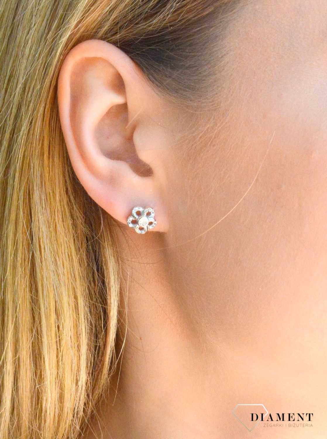 Srebrne kolczyki damskie kwiatki z cyrkoniami DIA-KLC-9415-925d.jpg