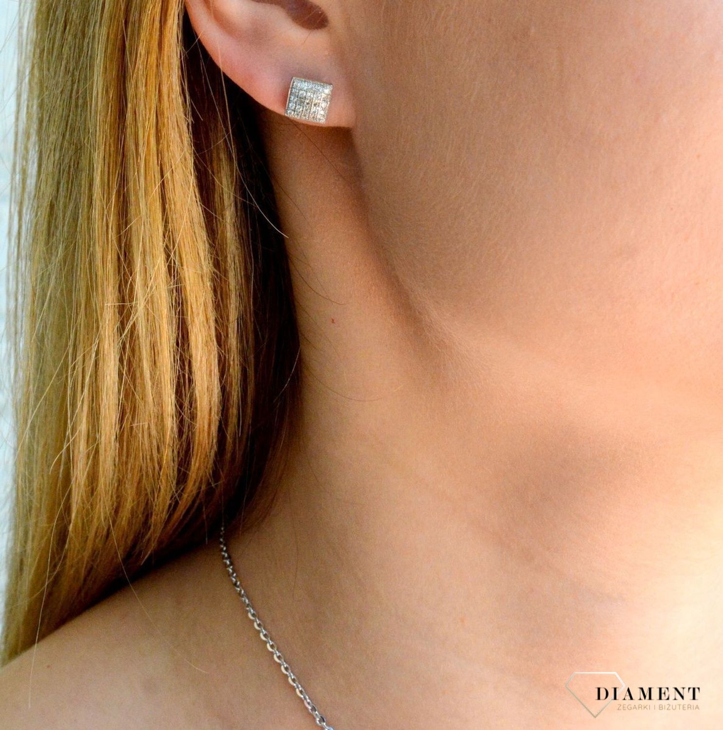 Srebrne kolczyki kwadraciki z białymi cyrkoniami DIA-KLC-9437-925d.jpg