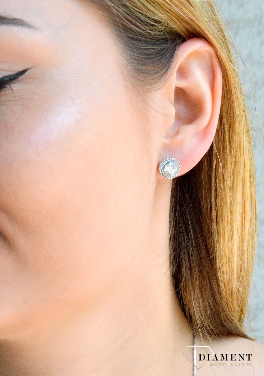 Srebrne kolczyki damskie z cyrkoniami wkrętki DIA-KLC-9444-925d.jpg