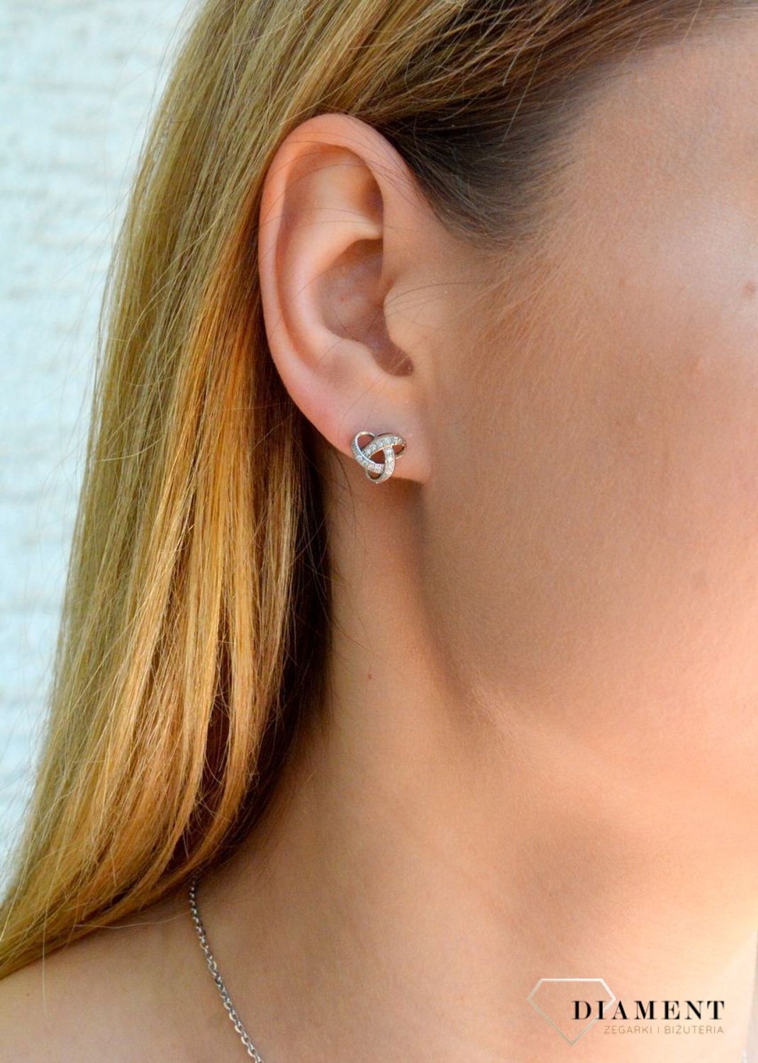 Srebrne kolczyki wkrętki z drobnymi cyrkoniami DIA-KLC-9449-925d.jpg
