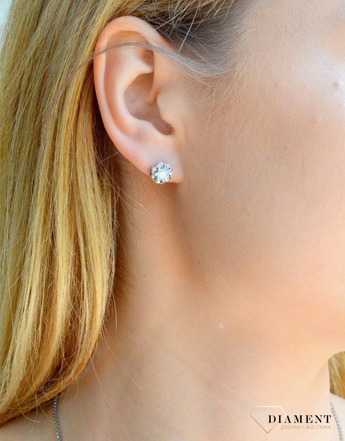 Srebrne kolczyki damskie okrągłe wkrętki z cyrkoniami DIA-KLC-9458-925d.jpg