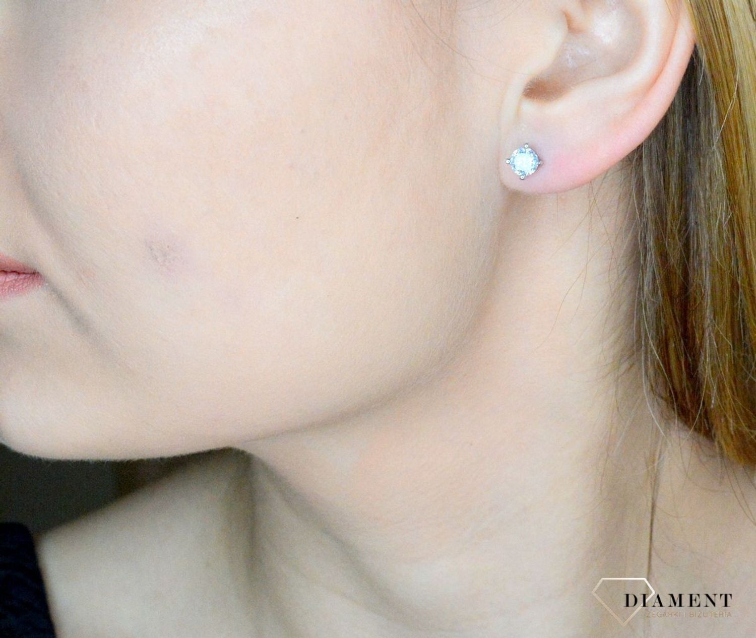 Srebrne kolczyki damskie 925 wkrętki okrągłe białe cyrkonie DIA-KLC-9579-925. Delikatne kolczyki damskie. Kolczyki dla dziewczyn.jpg