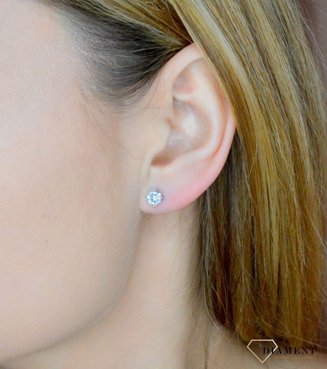 Srebrne kolczyki damskie 925 wkrętki okrągłe białe cyrkonie DIA-KLC-9579-925. Delikatne kolczyki damskie. Kolczyki dla dziewczyn.jpg