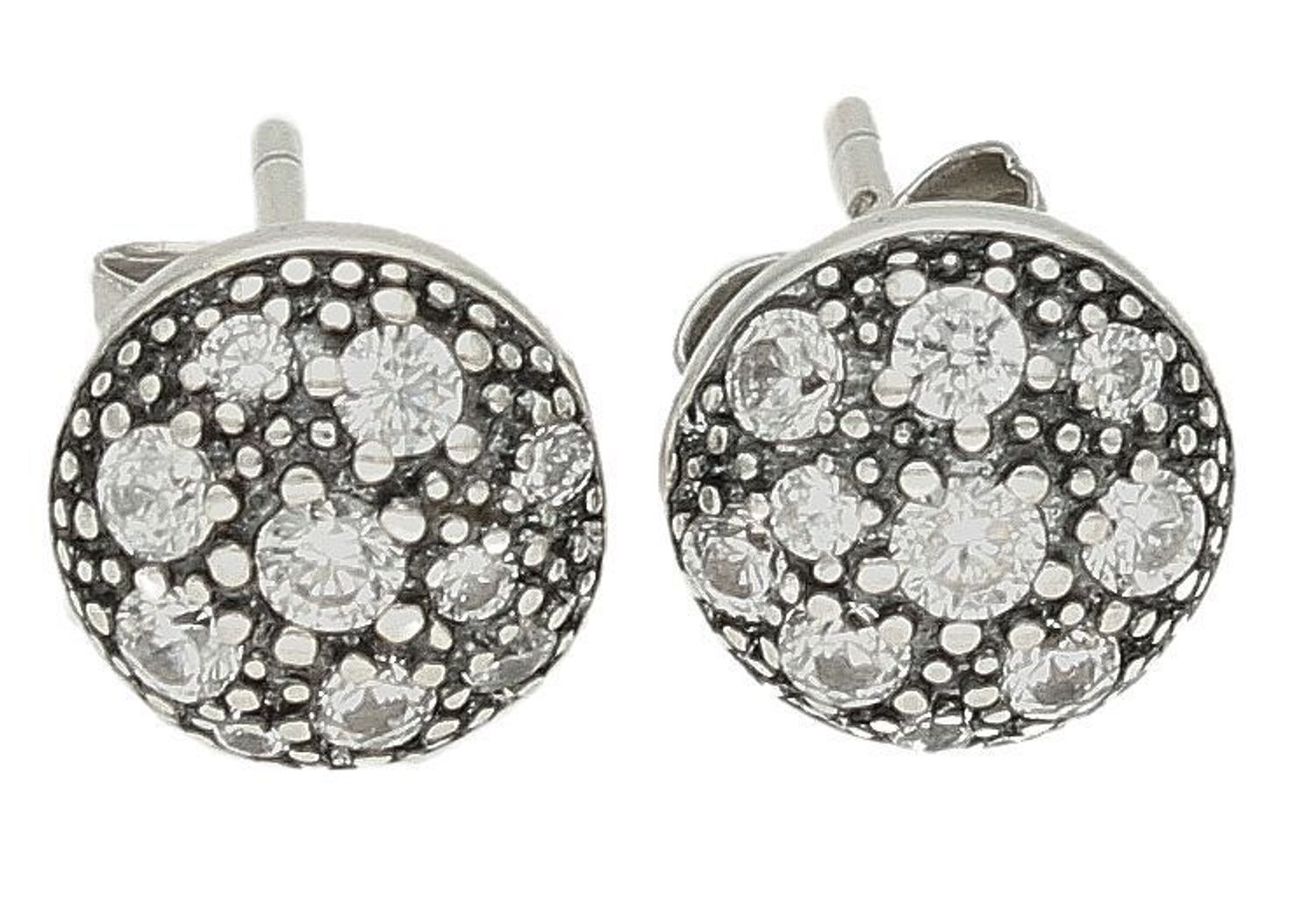 Srebrne kolczyki damskie 925 wkrętki półokrągłe z białą cyrkonią DIA-KLC-9590-925. Srebrne kolczyki damskie. Srebrne kolczyki wkrętki. Srebrne kolczyki damskie cyrkonie. Kolczyki srebrne na prezent. Klasyczne kolczyki damskie..jpg