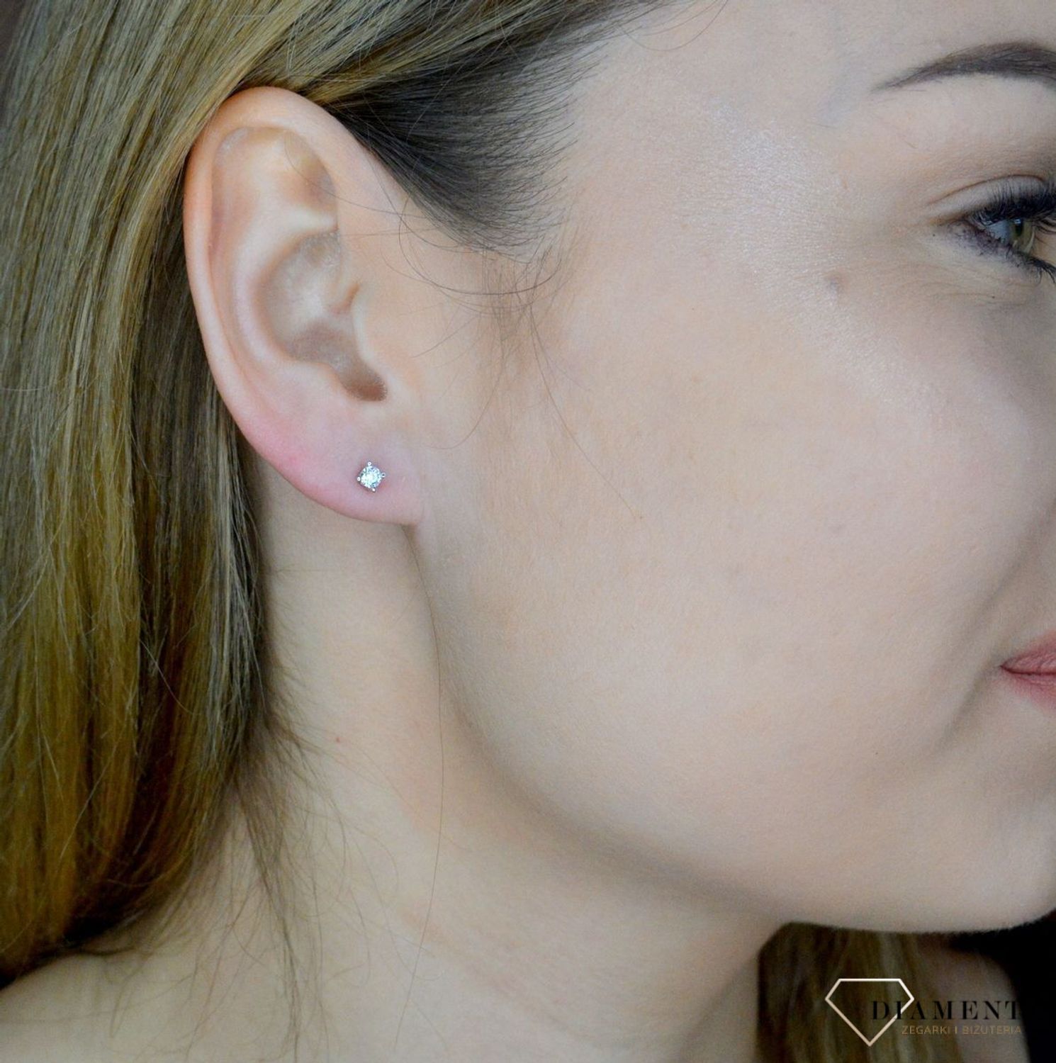 Srebrne kolczyki damskie 925 wkrętki okrągłe białe cyrkonie DIA-KLC-9600-925. Delikatne kolczyki damskie. Kolczyki dla dziewczyn.jpg