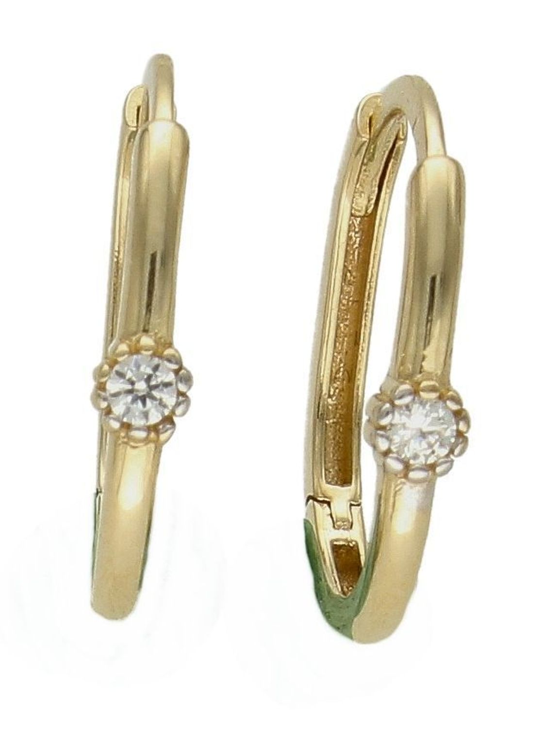 Złote kolczyki 585 owalne z ozdobną cyrkonią DIA-KLC-9735-585.  Kolczyki składają się z geometrycznego owalnego kształtu. Kolczyki wykonane zostały z żółtego złota jednego z najcenniejszych kruszców przez wieki uważanego za kwintesen.jpg