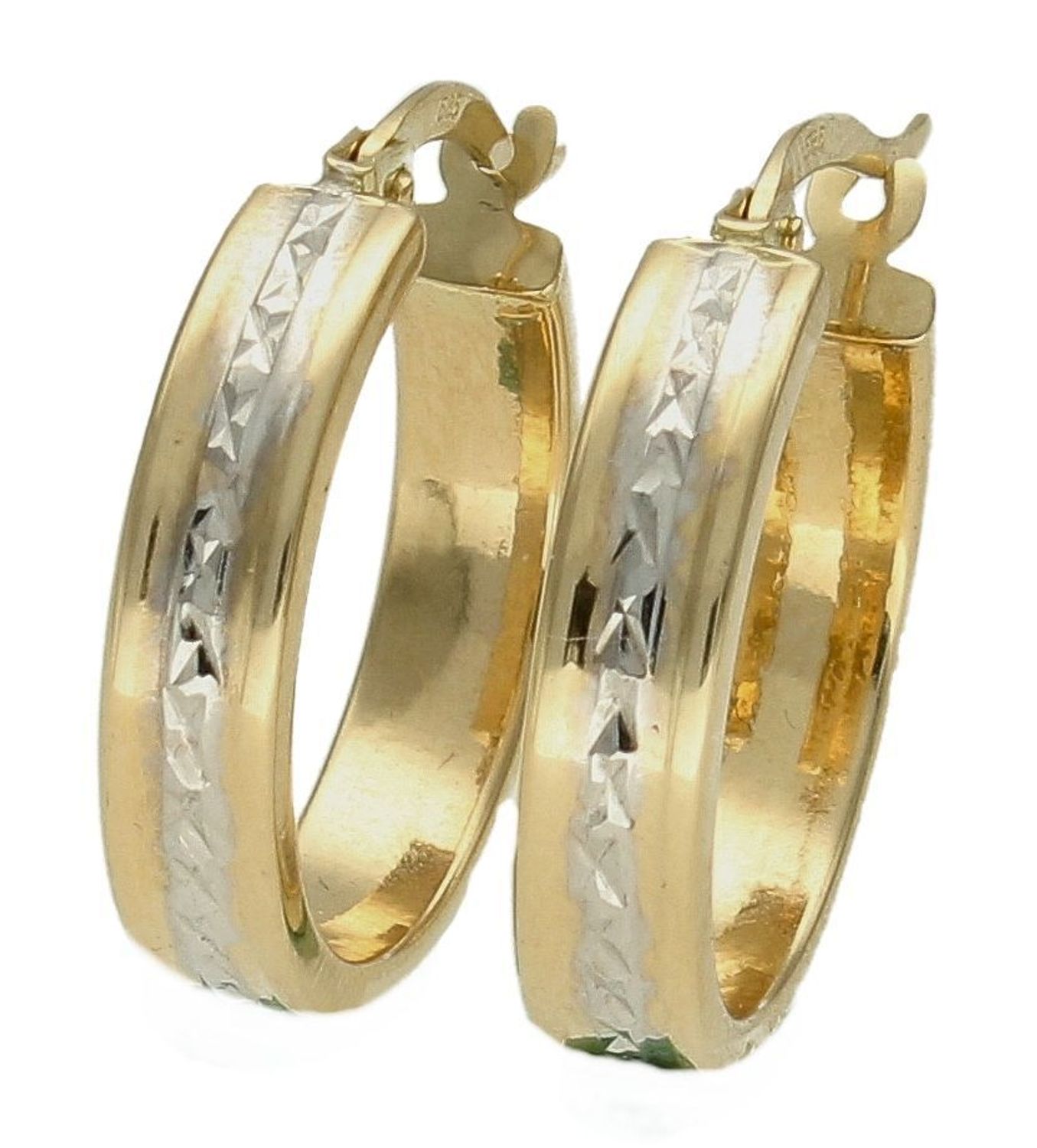 Złote kolczyki 585 kółeczka z białym złotem DIA-KLC-9741-585.  Złote kolczyki grawerowane z dodatkiem białego złota wykonane z 8 karatowego żółtego i białego złota. Biżuteria o ponadczasowym wzorze, która będzie idealnym prezentem..jpg