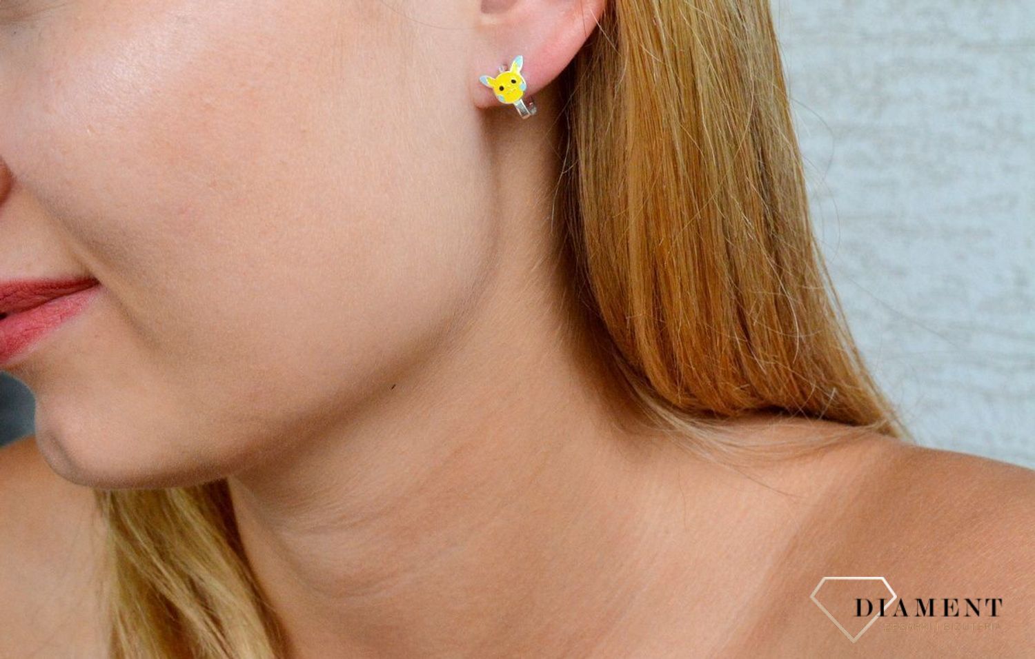 Srebrne kolczyki dla dziewczynki 'Pikachu' DIA-KLC-9814-925. Kolczyki zostały starannie ozdobione emalią. Idealny prezent dla małej modnisi. Kolczyki Pikachu postać Pokemon. Bajkowa postać dla dziecka. Kolczyki dla dziewczynki.jpg