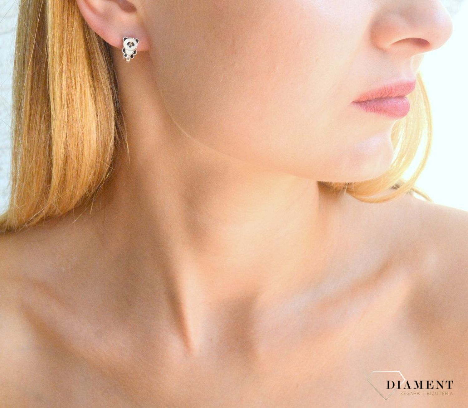 Srebrne kolczyki dla dziewczynki 'Panda' DIA-KLC-9819-925. Te kolczyki oczarują każdą małą modnisie. Kolczyki z motywem postaci z bajki to świetny upominek na prezent. Prezent dla dziecka. Kolczyki dla dziewczynki. Pandy dla c.jpg
