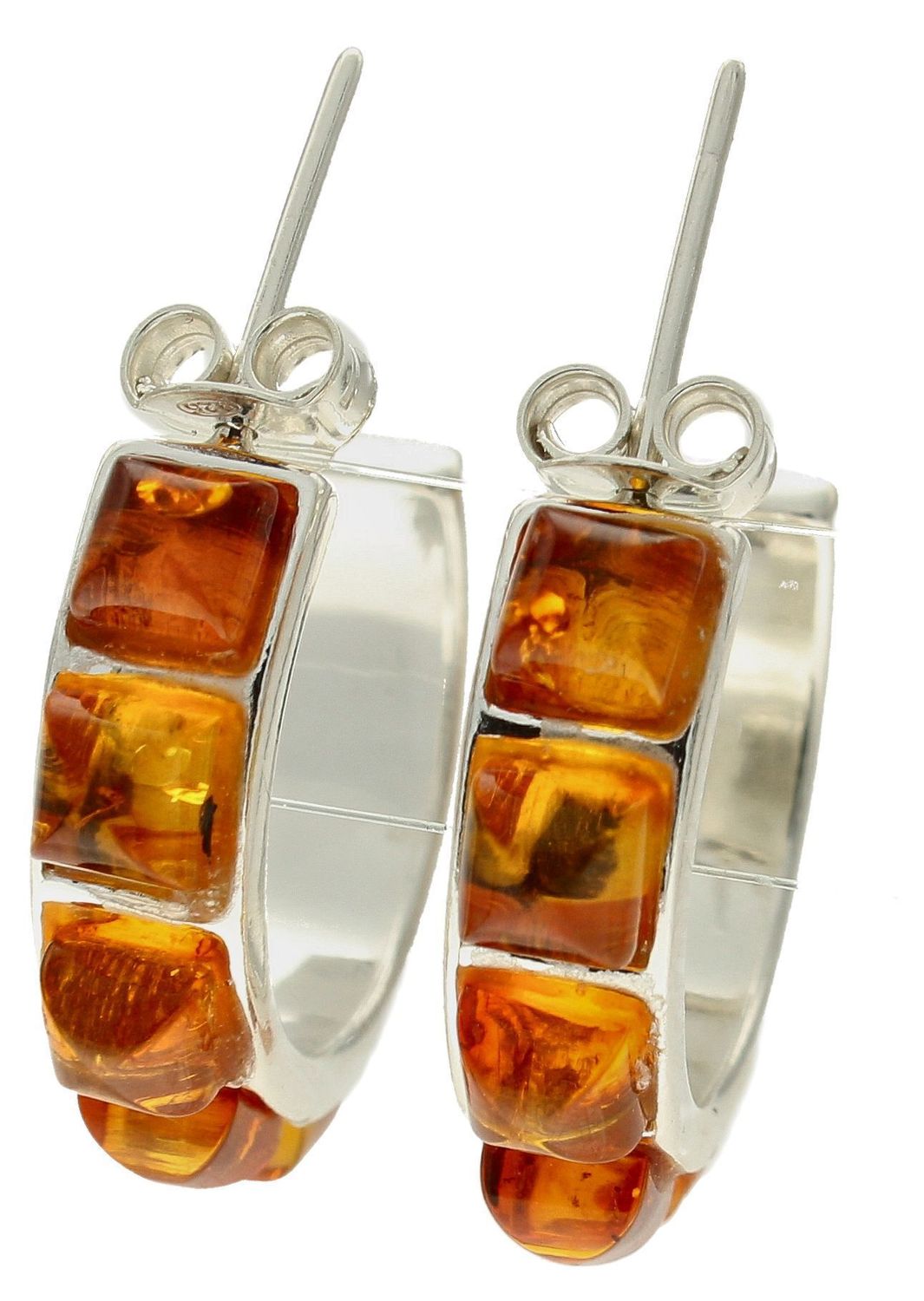 Srebrne kolczyki damskie 925 półokrągłe z koniakowym bursztynem DIA-KLC-9857-925. Srebrne kolczyki damskie wkrętki. Kolczyki damskie półokrągłe z kamieniem. Kolczyki srebrne damskie idealne na prezent. Kolczyki z bursztynem .jpg