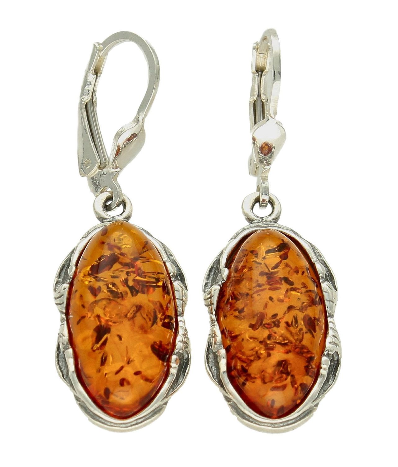 Srebrne kolczyki damskie owalne z koniakowym bursztynem bałtyckim DIA-KLC-9882-925. Srebrne kolczyki damskie. Srebrne kolczyki wiszące z kamieniem. Srebrne kolczyki z bursztynem. Kolczyki srebrne z bursztynem na prezent..jpg