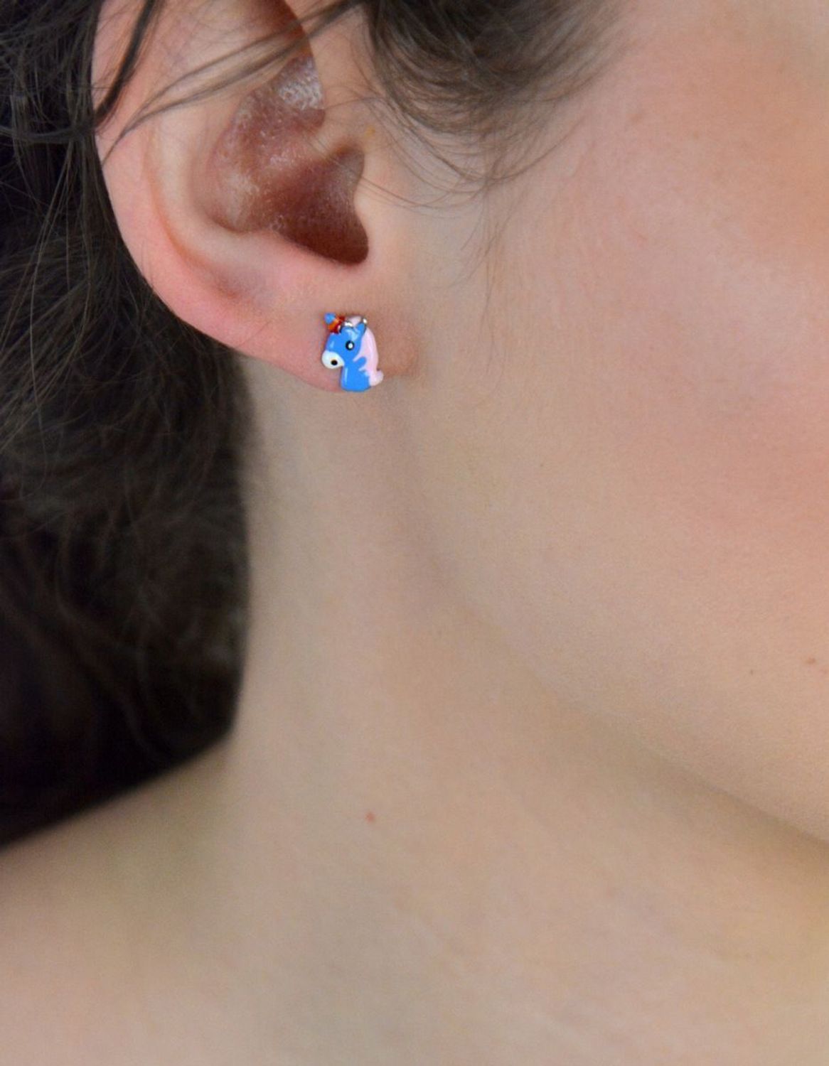 Kolczyki wkrętki dla dziewczynki 'kolorowe jednorożce' DIA-KLC-AE14389-925.jpg