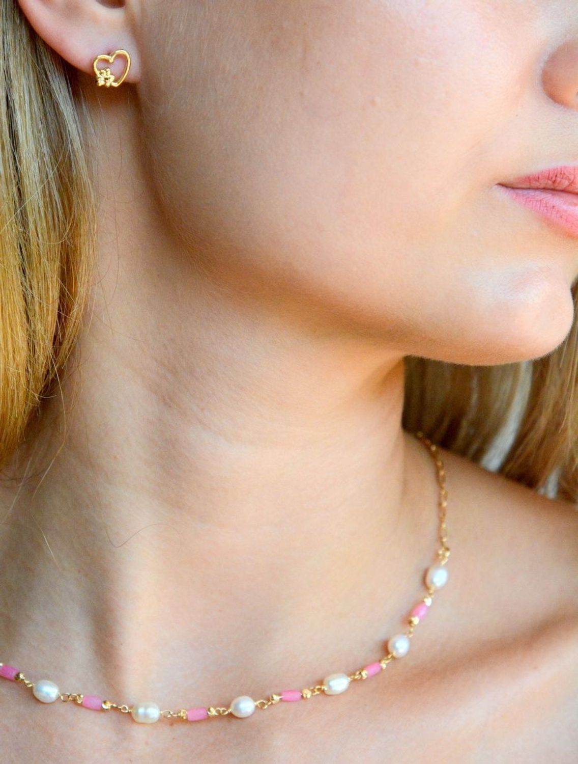 KOLCZYKI NA SZTYFCIE, SREBRO PRÓBY 925 POZŁACANE 24 KARATOWYM ZŁOTEM, ZWIERZĘCE ŁAPKI, ŁAPKA, SERCA  AE25122Y.jpg