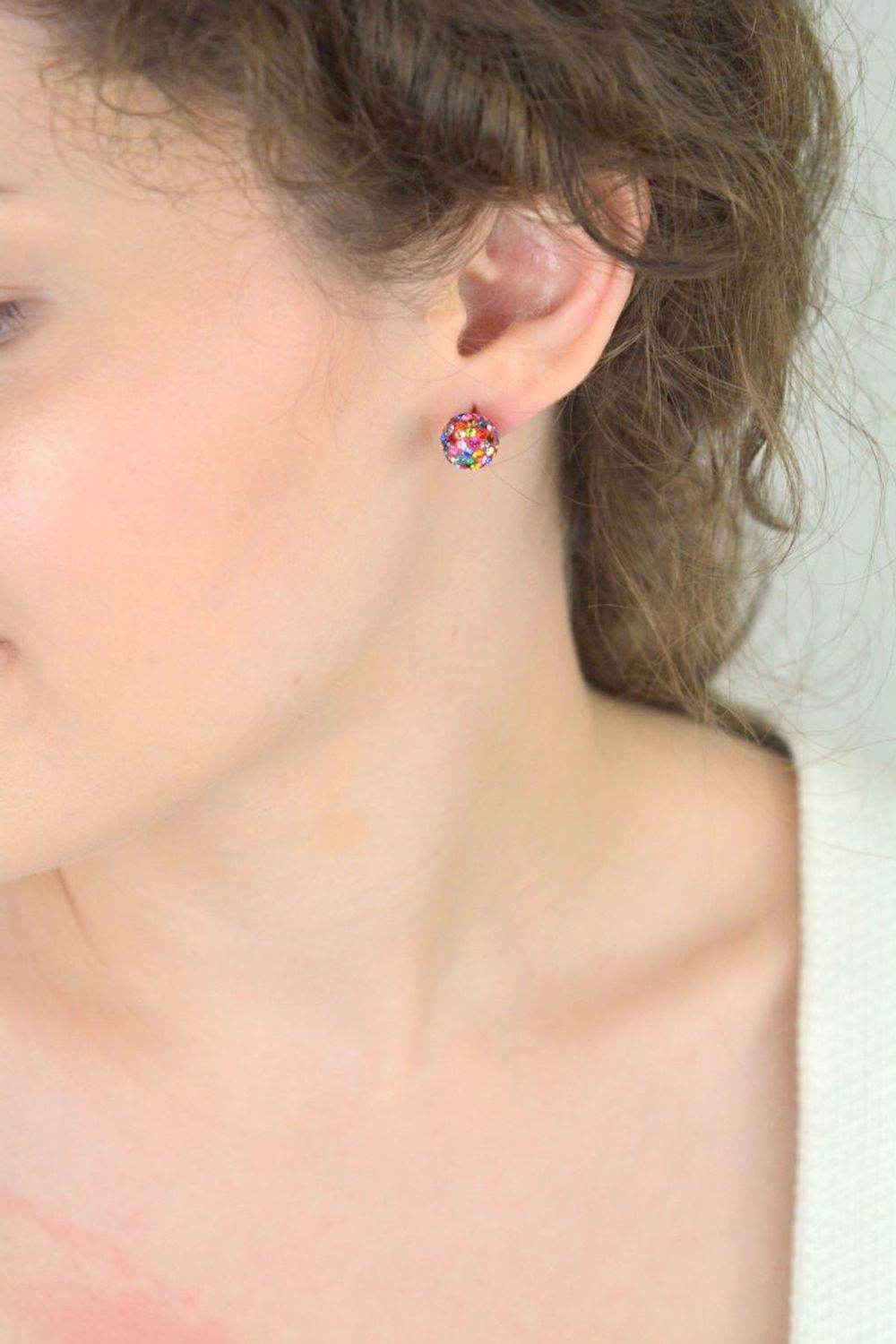 Srebrne kolczyki damskie kulki wkrętki wielokolorowe DIA-KLC-ALKC10MMK-925.png