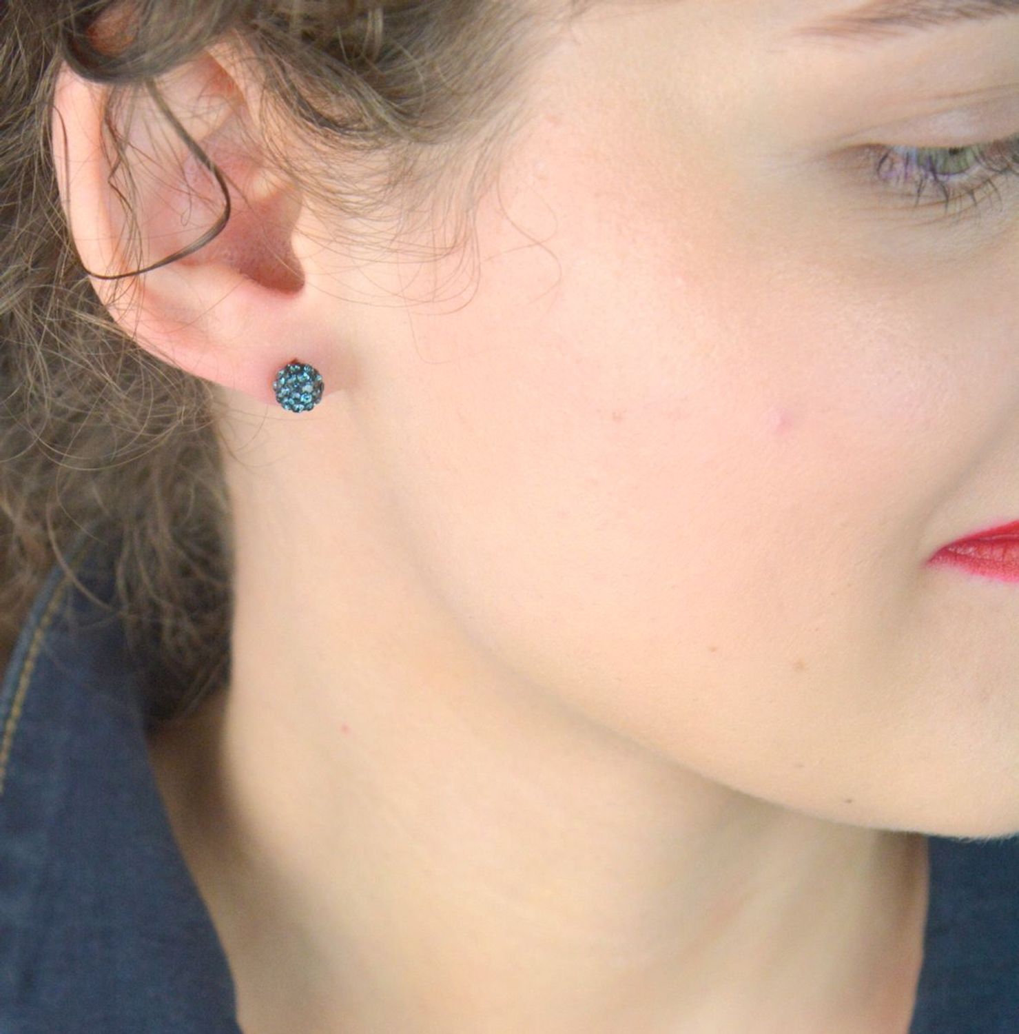 Srebrne kolczyki damskie kulki wkrętki niebieskie DIA-KLC-ALKC7MNB-925.png