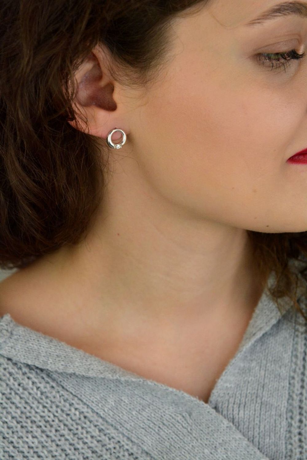 Kolczyki Damskie Srebrne 925 DIA-KLC-CYRKONIE4-925  Cyrkonia  Sztyft  Okrągłe  1 cm.jpg