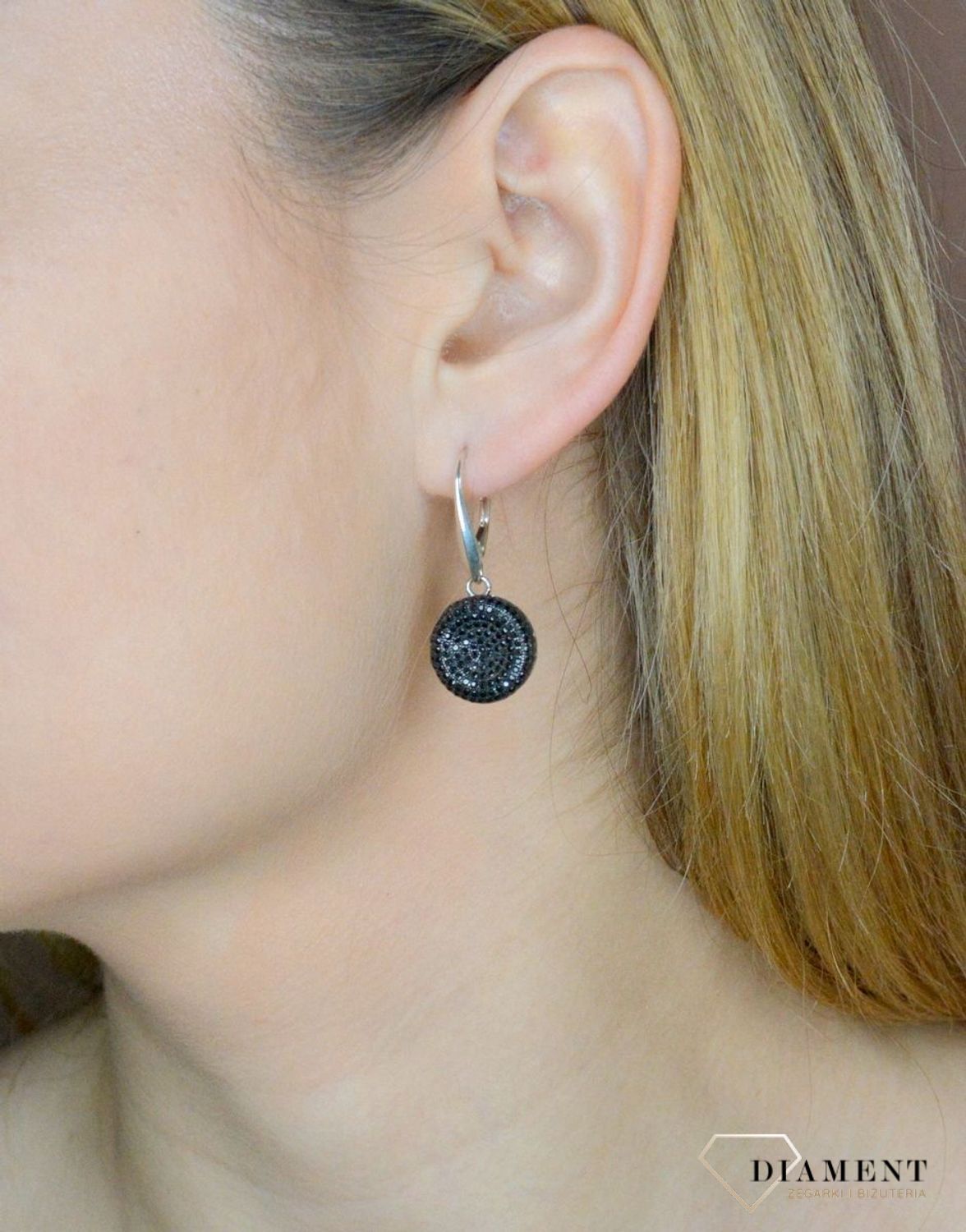 Srebrne kolczyki wiszące kółka z czarnymi cyrkoniami DIA-KLC-Czarne-cyrkonie-925.jpg