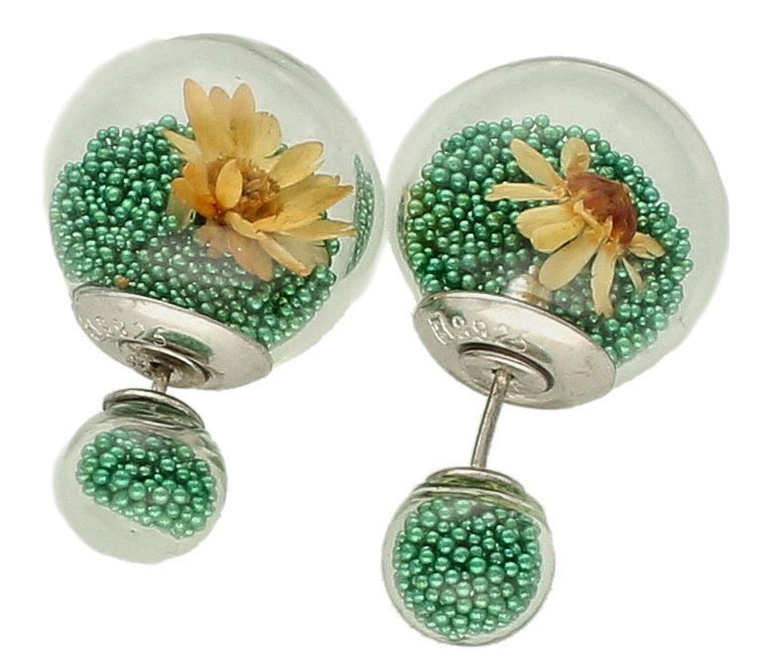 Srebrne kolczyki damskie Diorki z zielonymi kuleczkami wewnątrz DIA-KLC-DIORKI-10-925. Kolczyki srebrne kulki. Srebrne kolczyki wkrętki. Kolczyki srebrne w stylu Dior. Kolczyki idealne na prezent. Dior styl..jpg