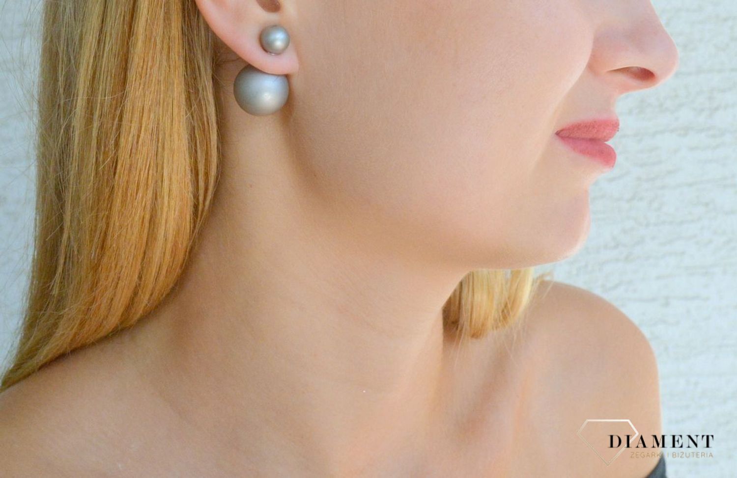 Srebrne kolczyki damskie Diorki dwie kulki matowe w srebrnym kolorze DIA-KLC-DIORKI-13-925. Kolczyki srebrne kulki. Srebrne kolczyki wkrętki. Kolczyki srebrne w stylu Dior. Kolczyki idealne na prezent. Dior styl..jpg