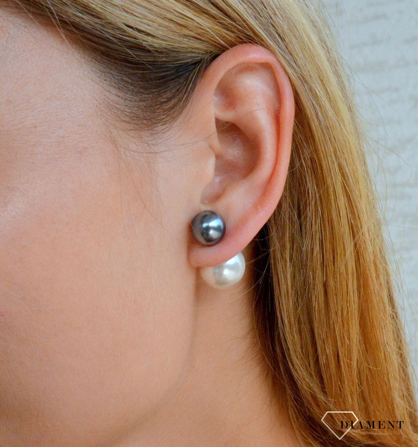 Srebrne kolczyki damskie Diorki kulki dwukolorowe DIA-KLC-DIORKI-15-925. Kolczyki srebrne kulki. Srebrne kolczyki wkrętki. Kolczyki srebrne w stylu Dior. Kolczyki idealne na prezent. Dior styl..jpg