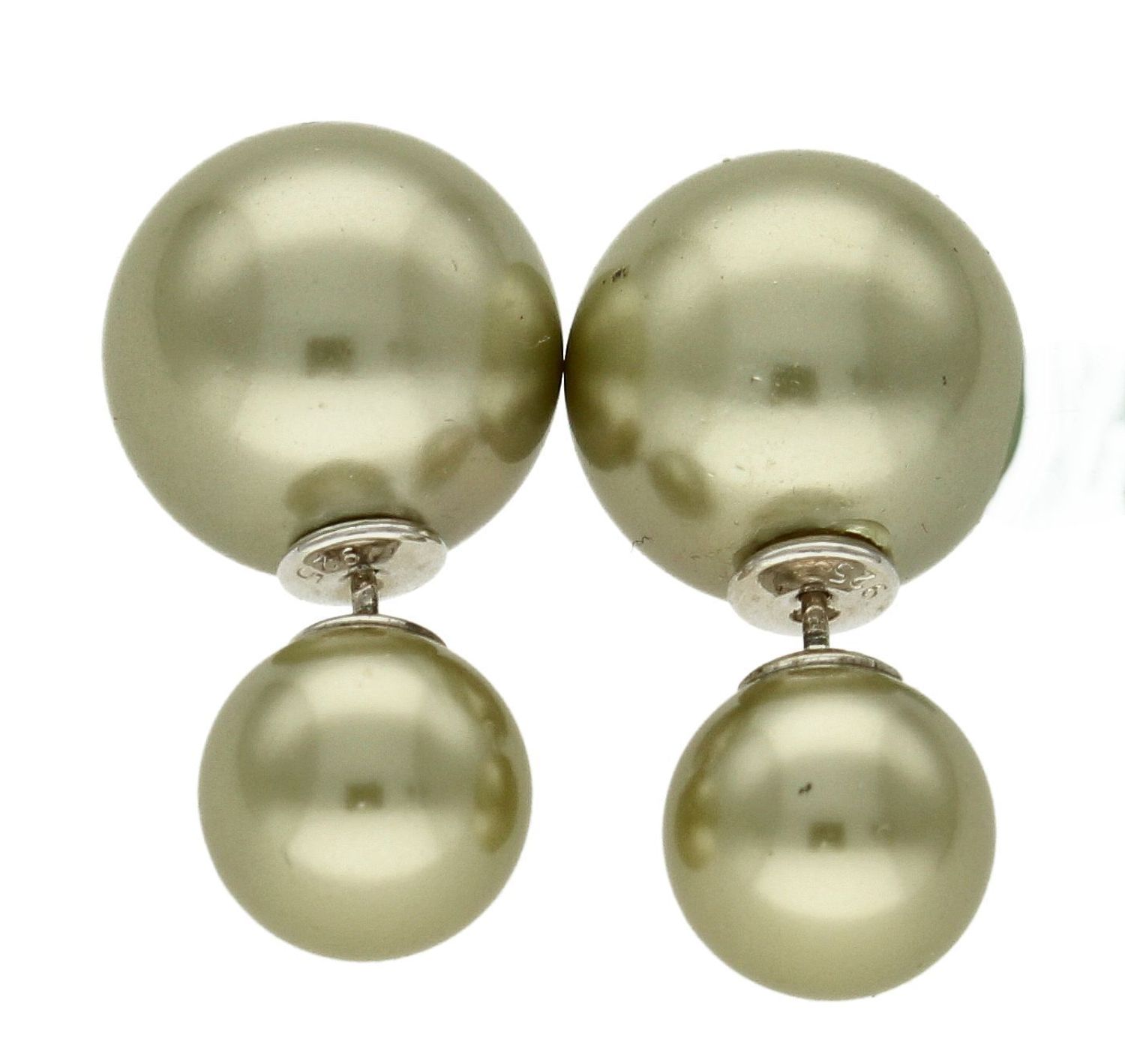 Srebrne kolczyki damskie Diorki oliwkowe kulki DIA-KLC-DIORKI-18-925. Kolczyki srebrne kulki. Srebrne kolczyki wkrętki. Kolczyki srebrne w stylu Dior. Kolczyki idealne na prezent. Dior styl..jpg