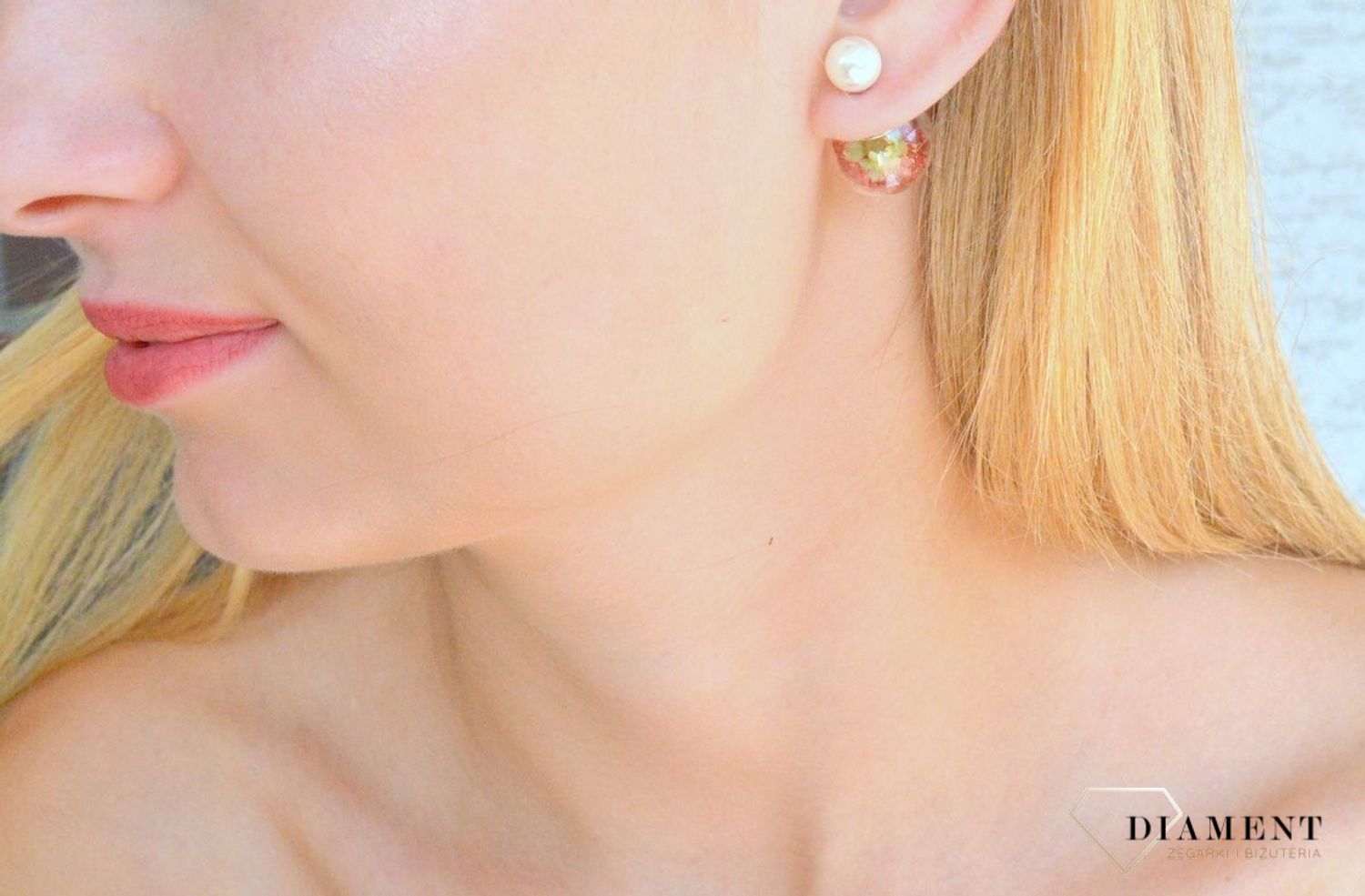 Srebrne kolczyki damskie Diorki z różowymi cyrkoniami wewnątrz kulki DIA-KLC-DIORKI-8-925. Kolczyki srebrne kulki. Srebrne kolczyki wkrętki. Kolczyki srebrne w stylu Dior. Kolczyki idealne na prezent. Dior styl..jpg