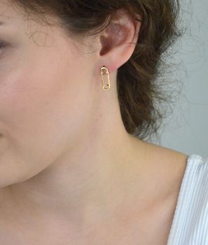 Kolczyki srebrne pozłacane agrafki z cyrkoniami DIA-KLC-E18655-925 ✅ Srebrne kolczyki pokryte złotem celebrytki  (5).JPG