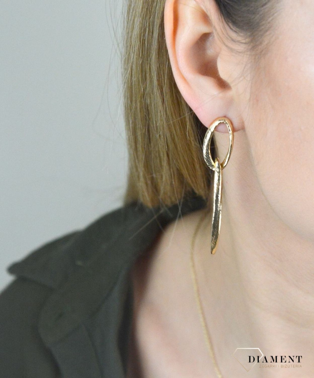 Srebrne kolczyki 925 pozłacane wiszące o owalnym kształcie DIA-KLC-H4180019-925. Srebrne kolczyki 925 pozłacane wiszące o owalnym kształcie 💎 Srebrne kolczyki owlane w pozłoceniu żółtego złota to ponadczasowa biżuteria 💎..jpg
