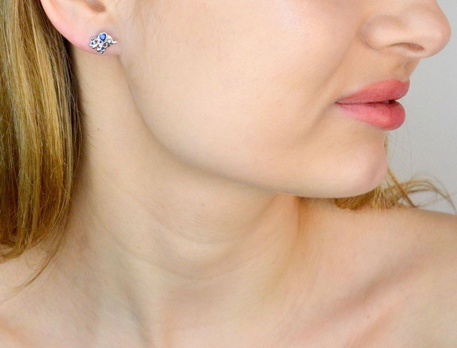 Srebrne kolczyki damskie 925 wkrętki słoniki DIA-KLC-IM0011023ER-925 (2).jpg